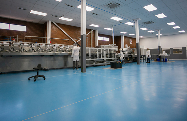 L’il Masters’ New Factory Floor Combines Colour with Cleanliness